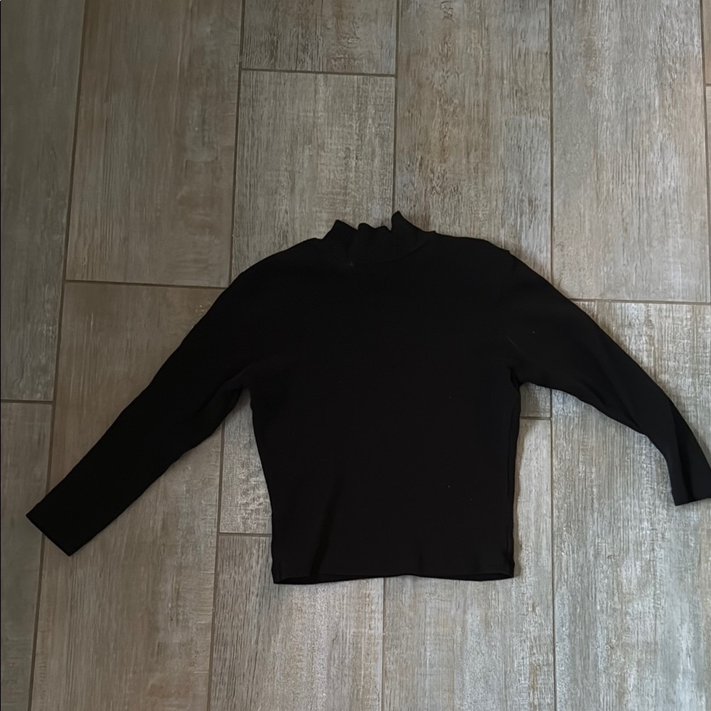 Brandy Melville Black Long Sleeve Top
